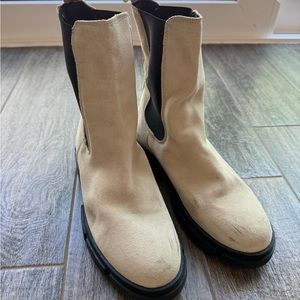 Sude boots, size 8, good condition